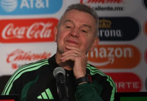 Hay idea futbolística, pero aún no un once titular: ‘Vasco’ Aguirre